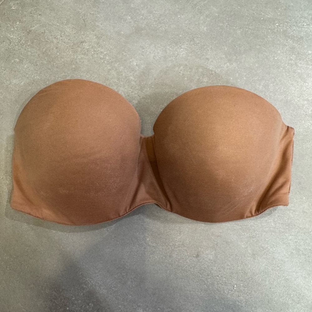 VS strapless bra